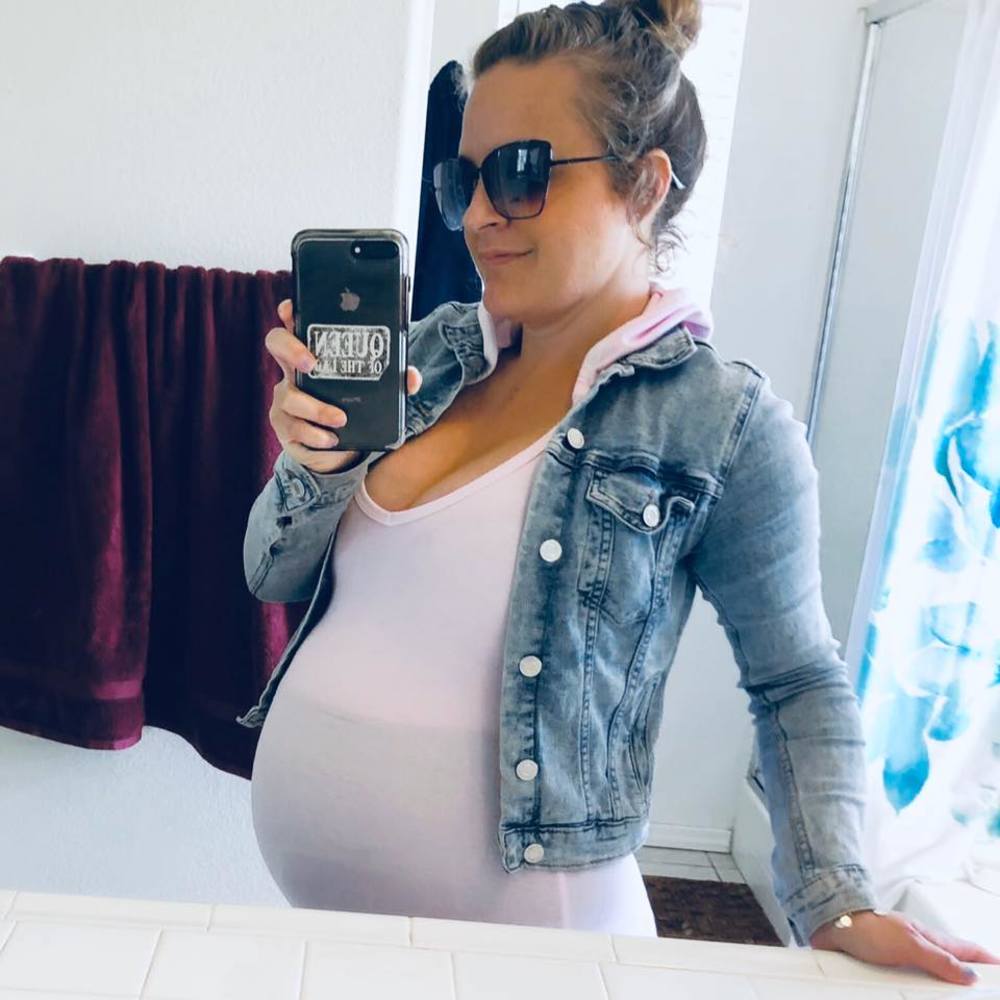 Meet your Posher, Dominique